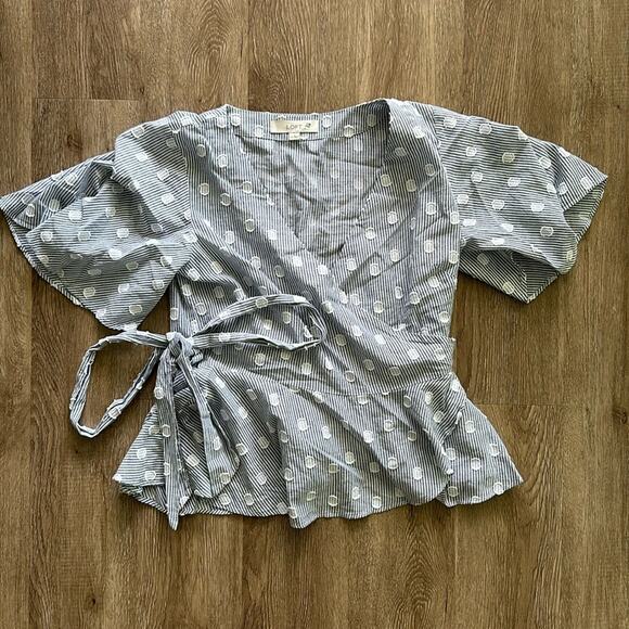 LOFT Polka Dot Striped Flutter Sleeve Wrap Blouse Blue & White Size Small - Picture 2 of 6